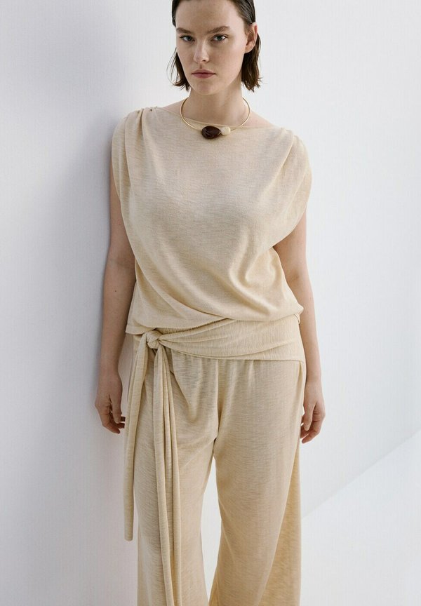 Mango ADULT - Print T-shirt - beige