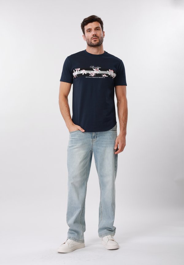 Pier One by Zalando