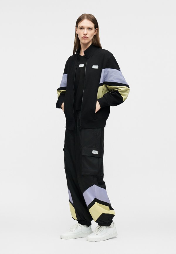 EA7 Emporio Armani TROUSER