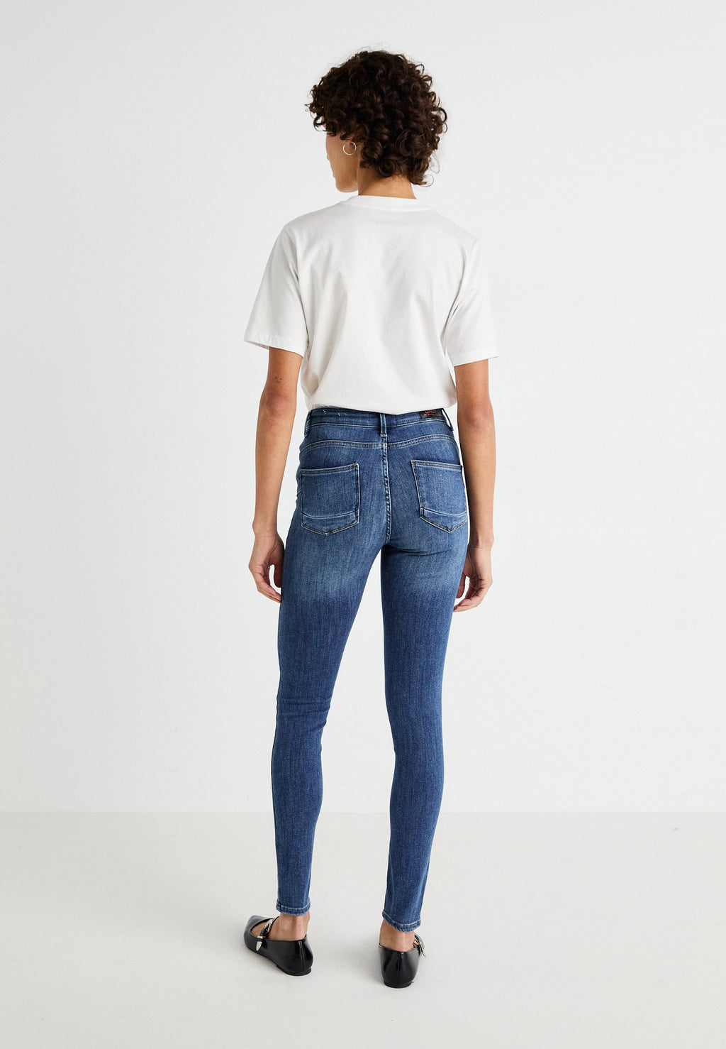 ONLPOWER MID WAIST PUSH UP  Media 4