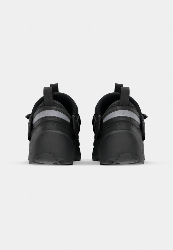 Jordan TRUNNER LX