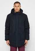 Schwarze isolierte Parka-Jacke mit Kapuze, Reißverschluss vorne und zwei Fronttaschen. Glatter Stoff mit matter Oberfläche und verstellbarem Saum.