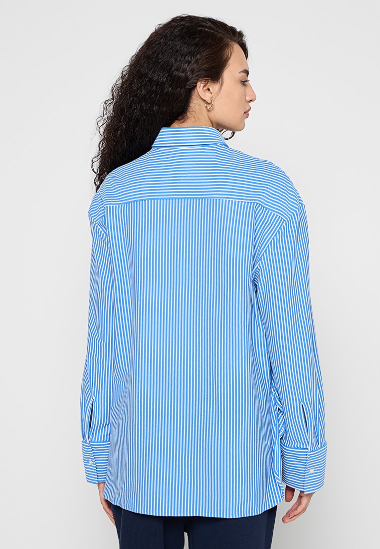 RELAXED FIT Media 4