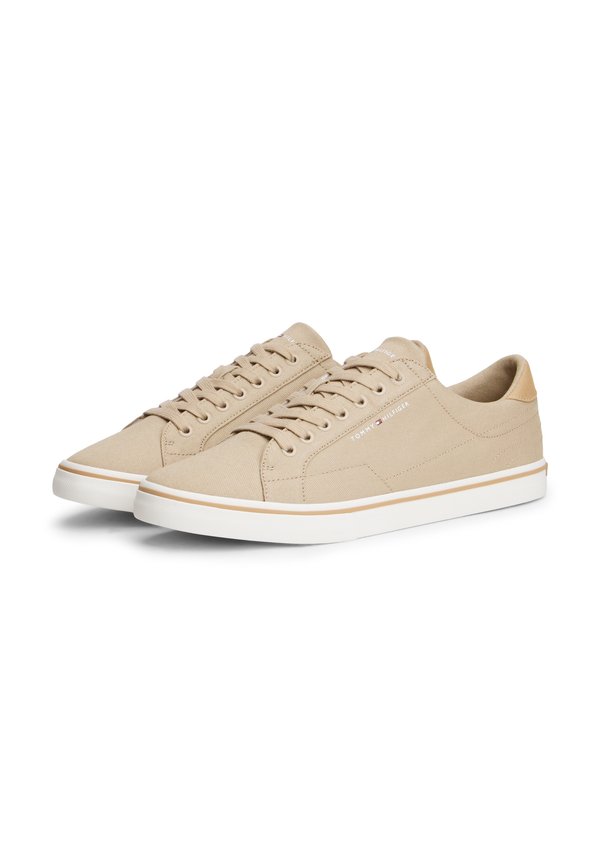 Tommy Hilfiger CANVAS EMBOSSED TRAINERS