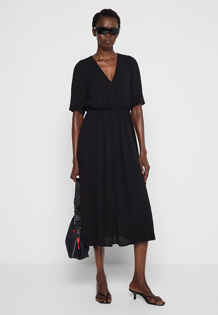Armani Exchange Freizeitkleid Media 2