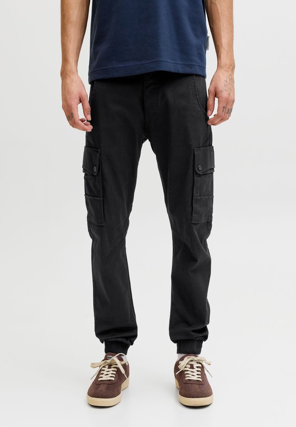 Jack & Jones Cargo Tapered Fit - Cargo trousers - black c-n