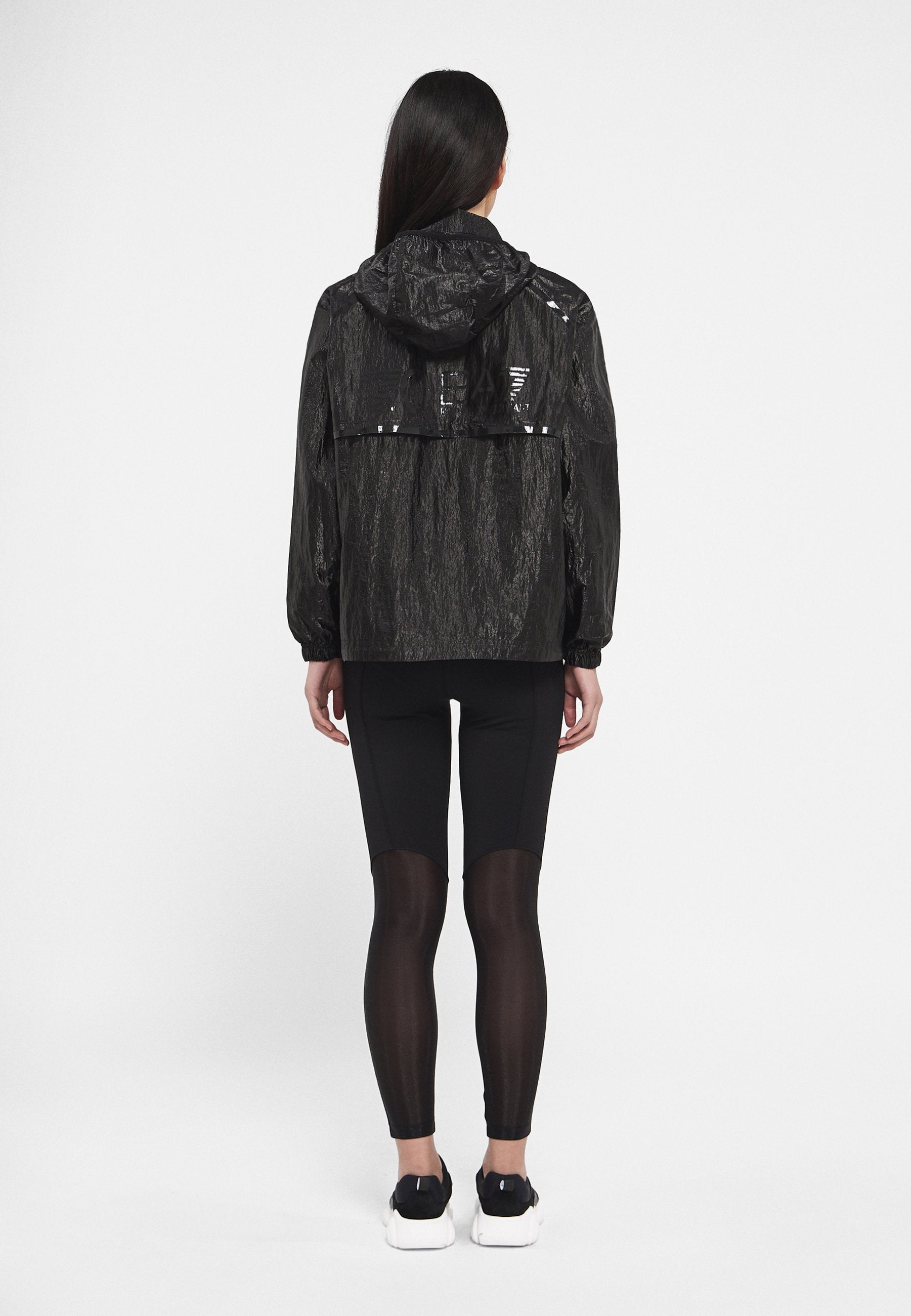 JACKET Media 4