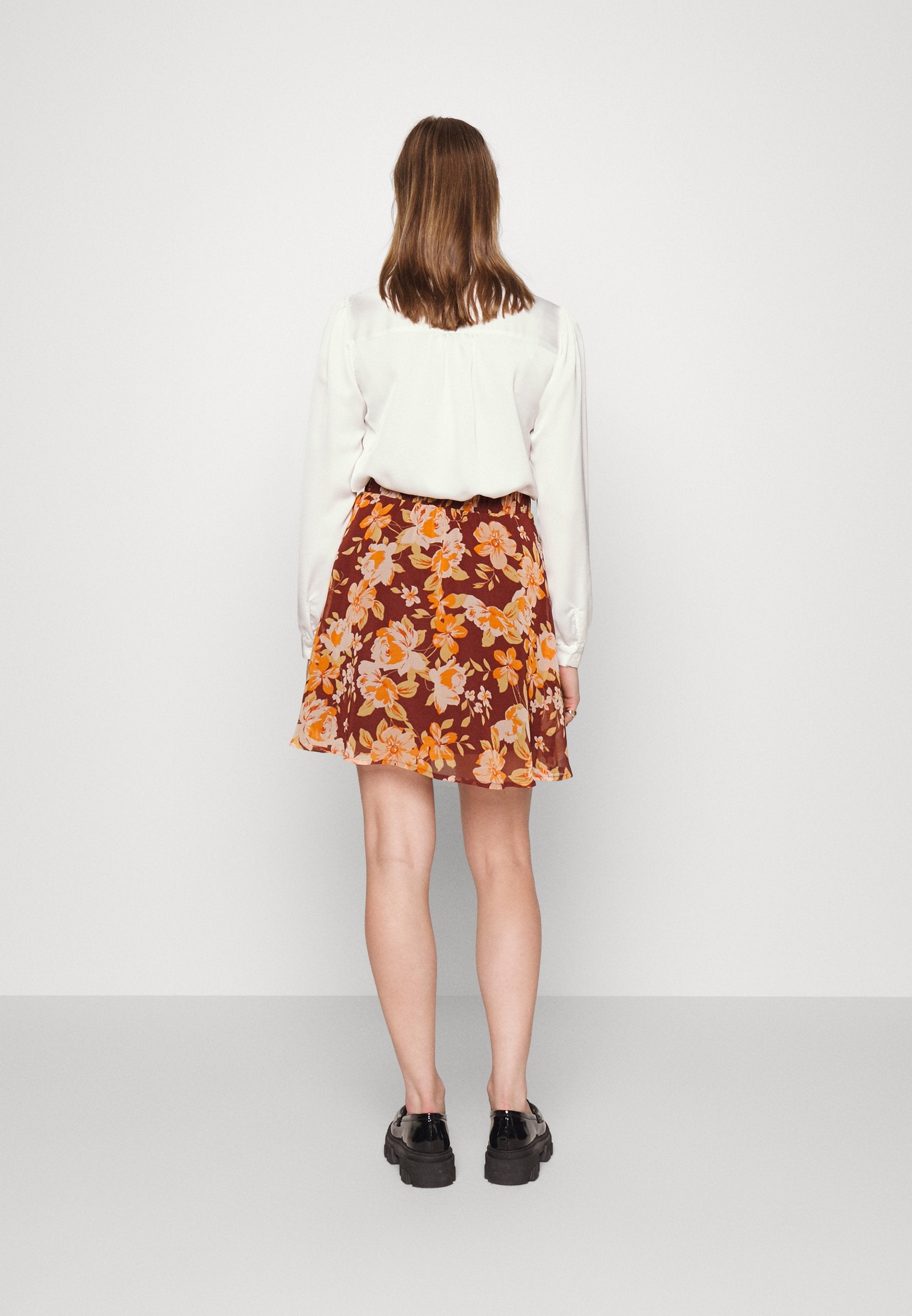 VILA VIVINCE SHORT SKIRT
