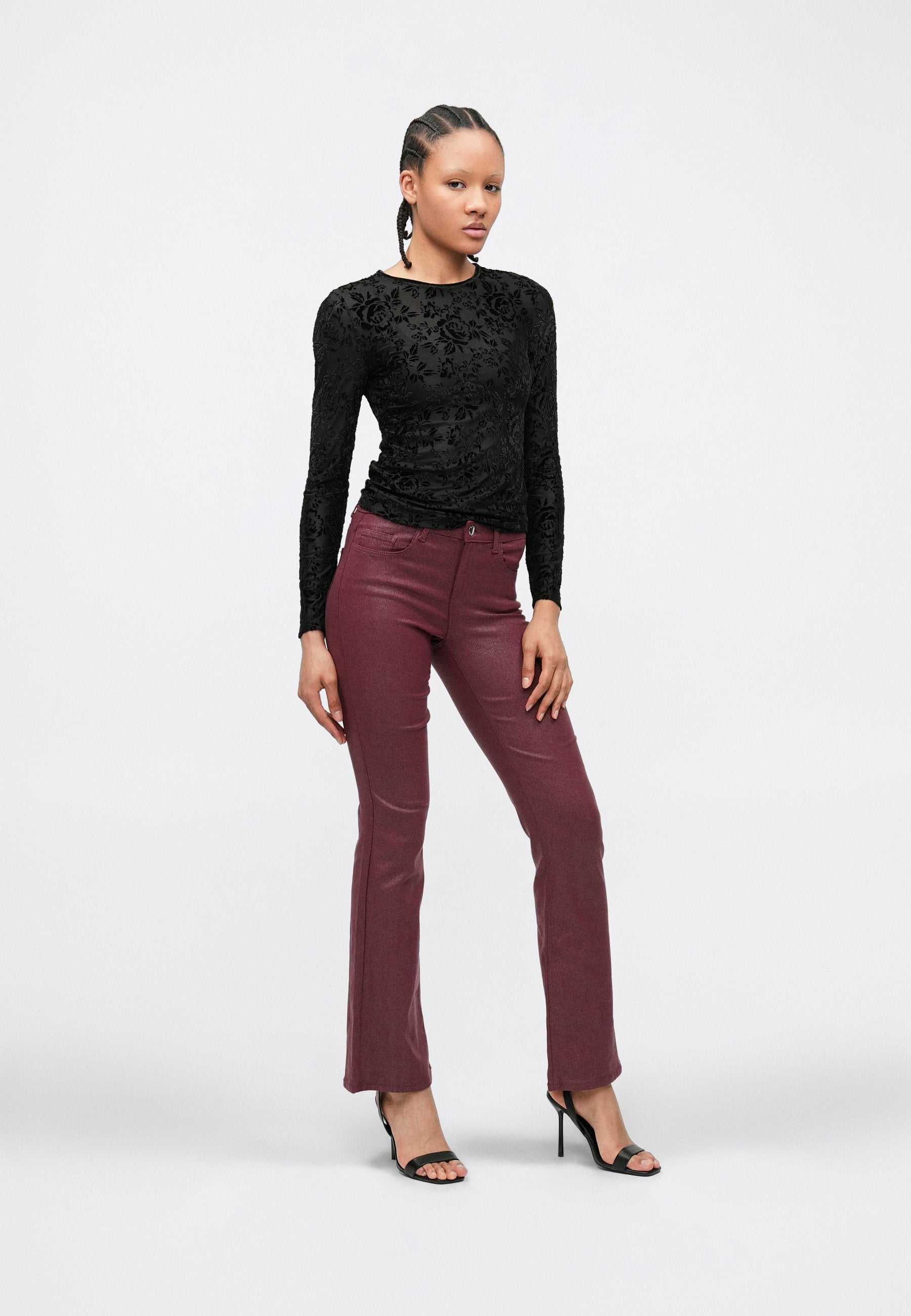 ONLCLARE FLARED GLITTER PANT Media 2