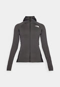 Schwarze Sportjacke mit durchgehendem Reißverschluss, Kapuze und strukturiertem Design. Verfügt über seitliche Reißverschlusstaschen und kontrastierende schwarze Paneele an den Seiten.