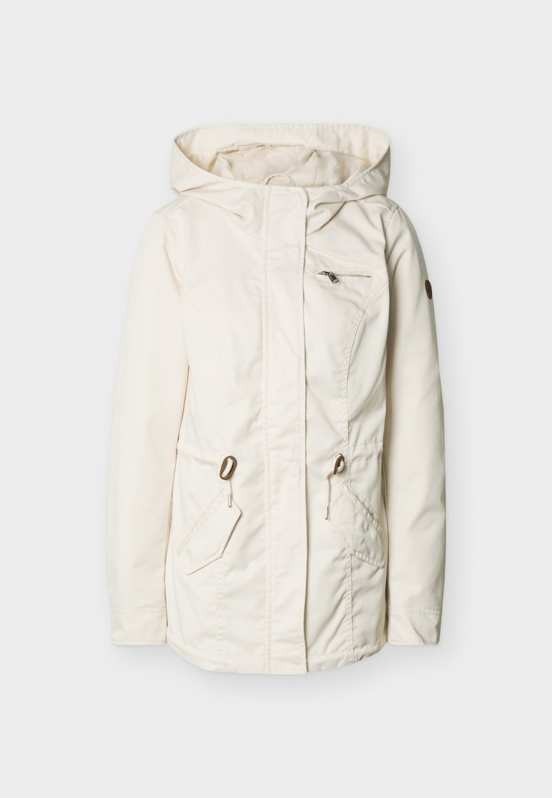 Weiße Kapuzenjacke mit vorderem Reißverschluss, zwei seitlichen Taschen mit Kordelzügen und einer Reißverschlusstasche auf der Brust, vor einem schlichten Hintergrund gezeigt.