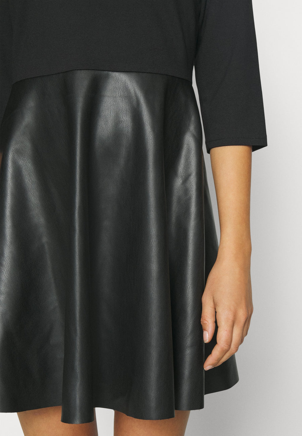 ONLMADDIE MIX DRESS Media 6