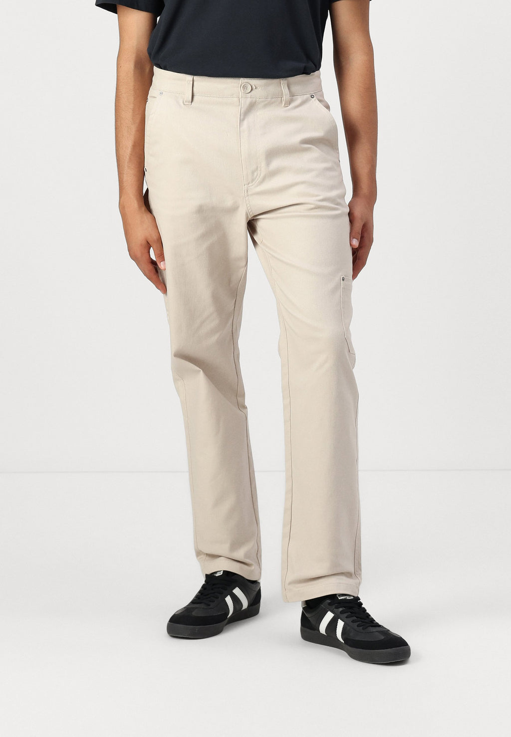 ONSEDGE Straight Fit Media 3