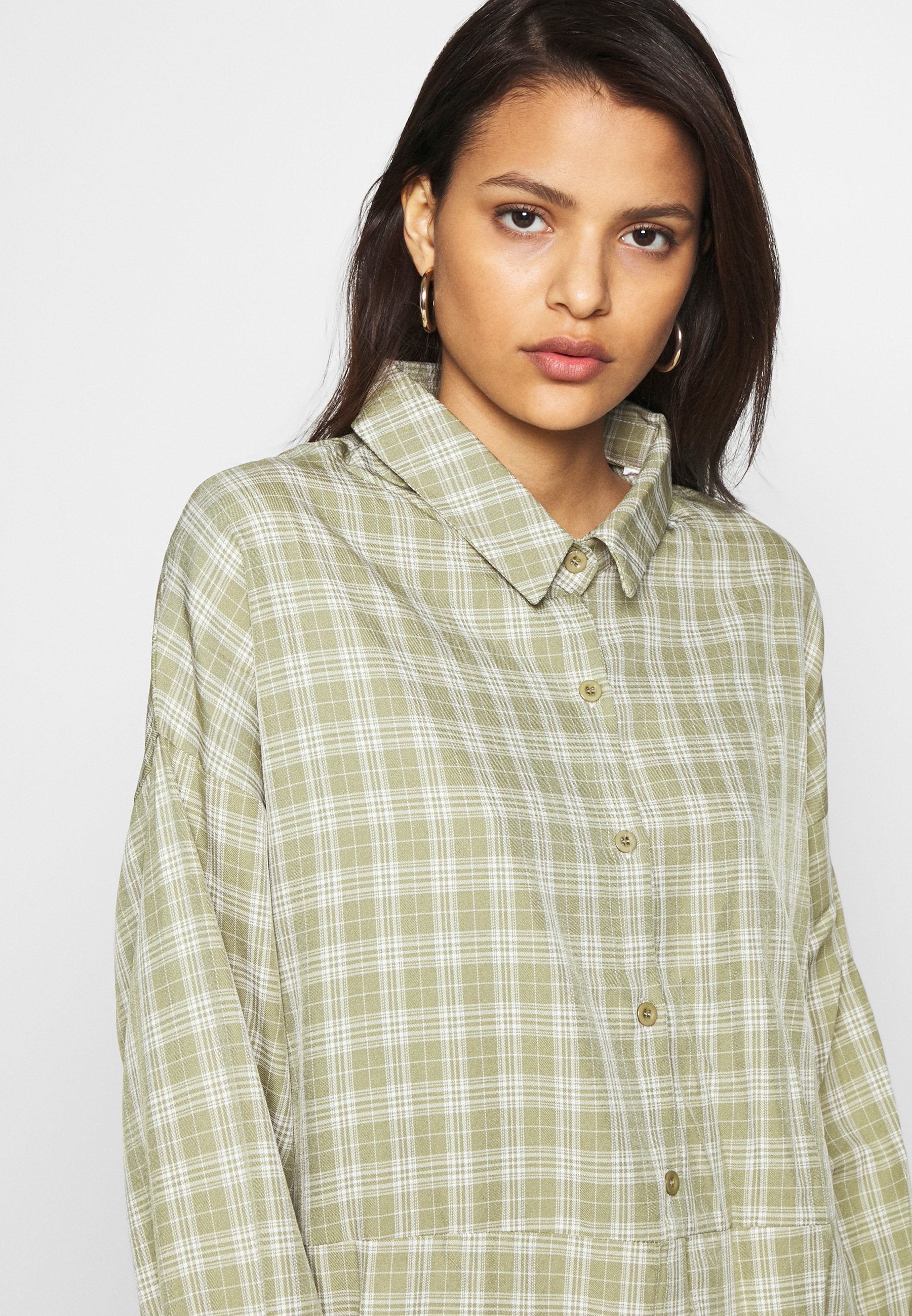 Missguided OVERSIZED DIP BACK SHIRT DRESS CHECK