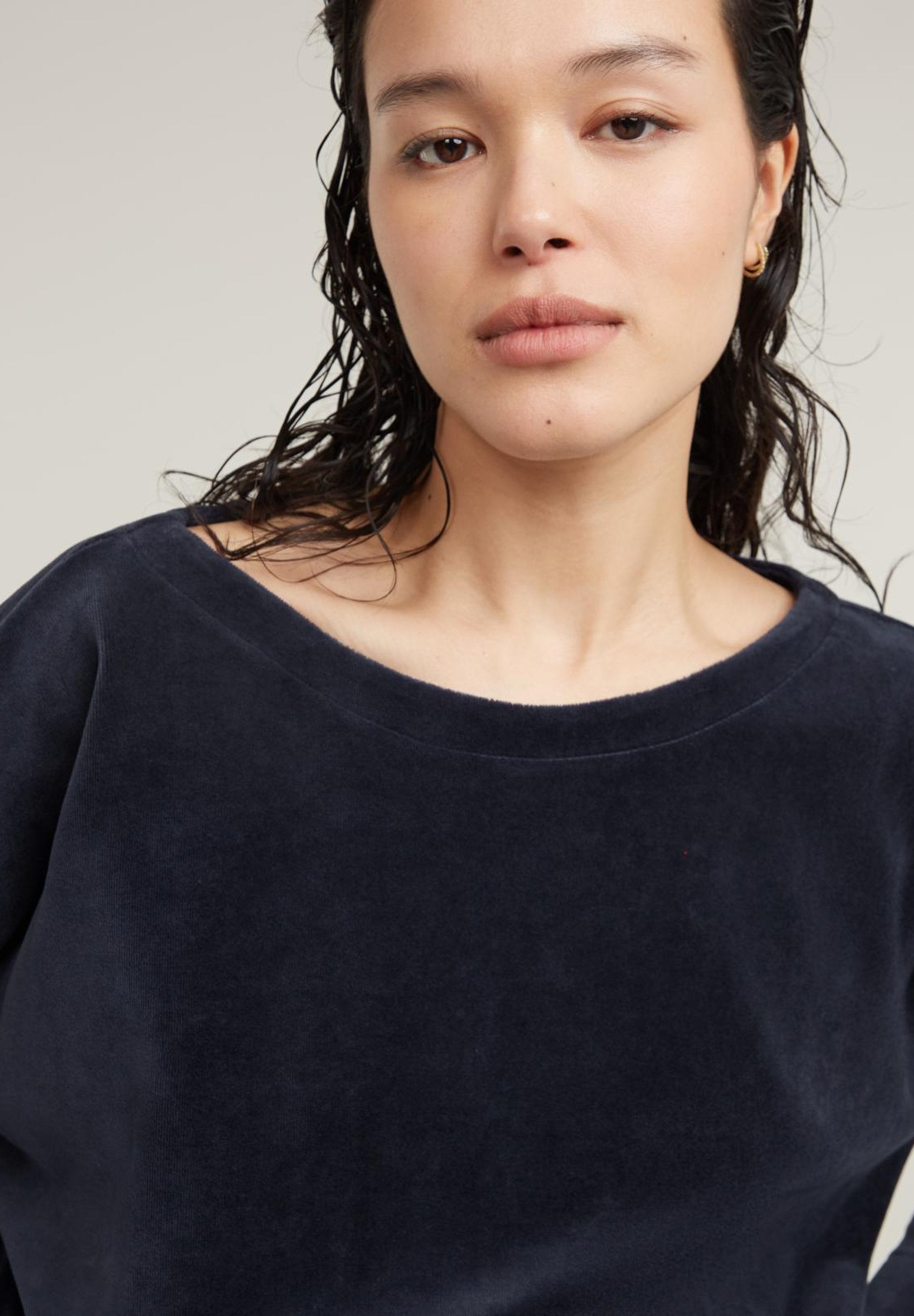 BATWING VELVET LOOSE Media 5