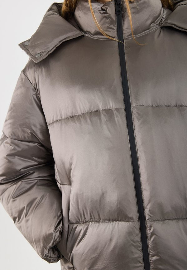 YOURTURN by Zalando UNISEX OVERSIZED FIT HOODED PUFFER JACKET