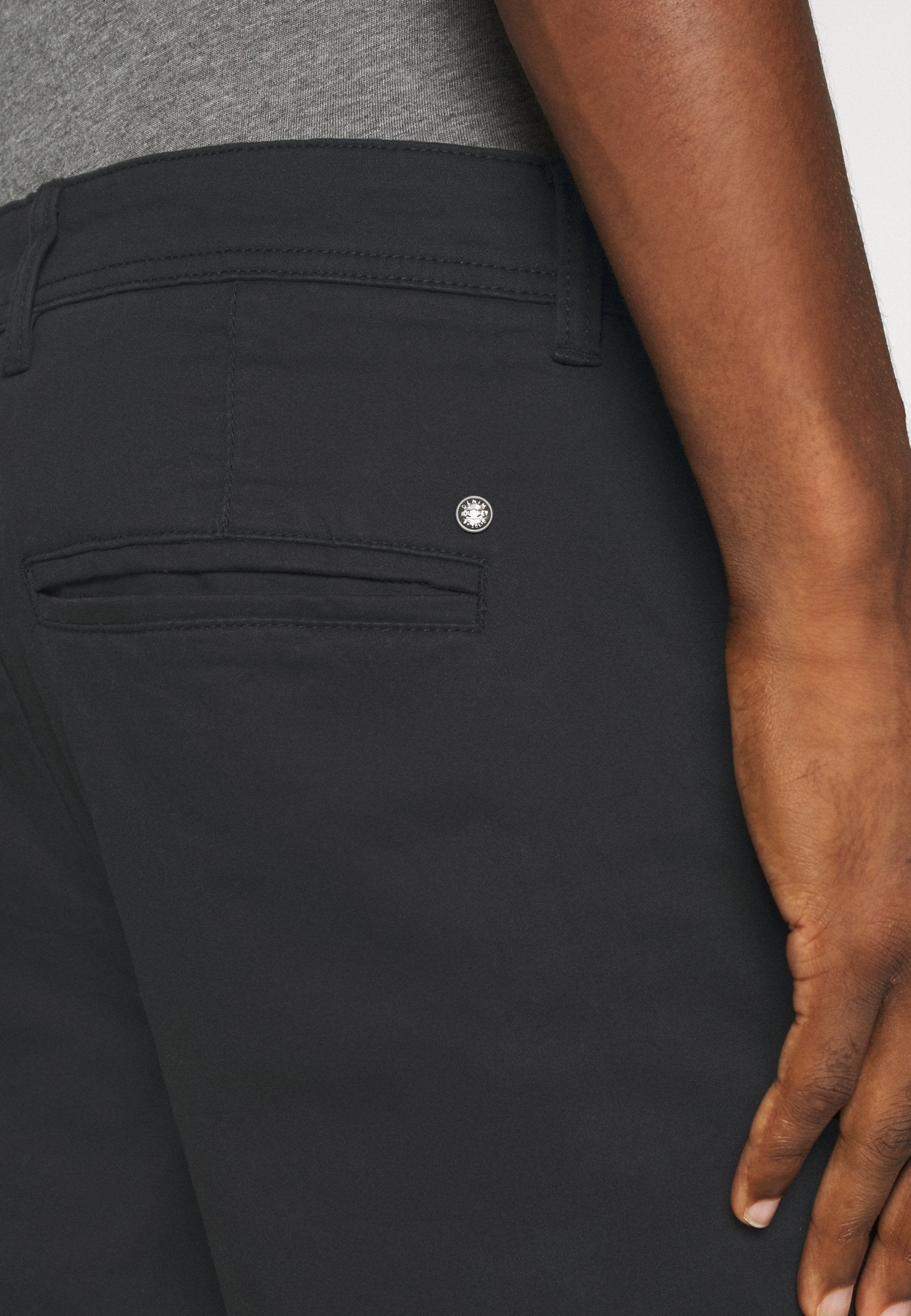 SDJIM REGULAR FIT Media 6