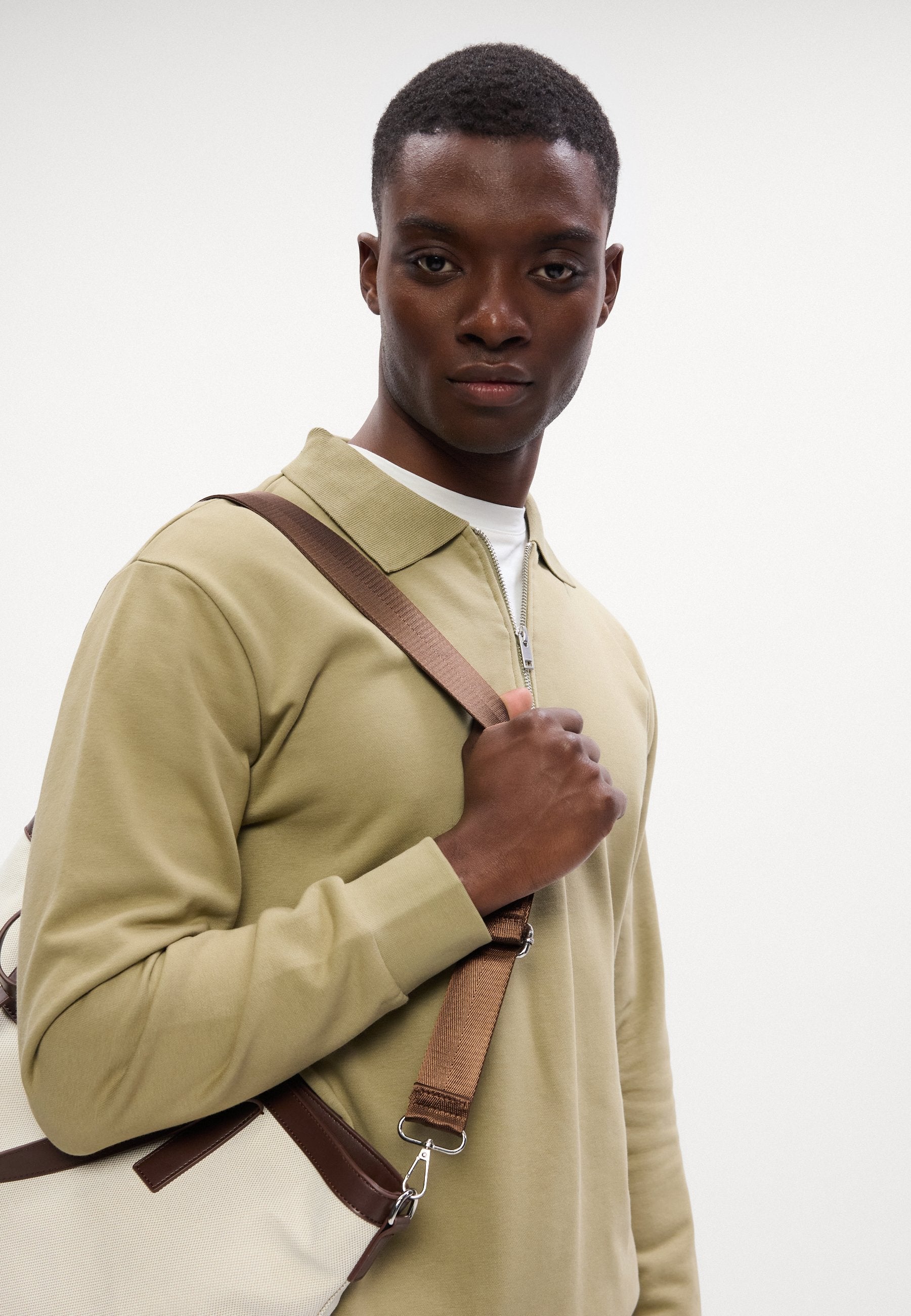POLO WITH ZIP Media 7