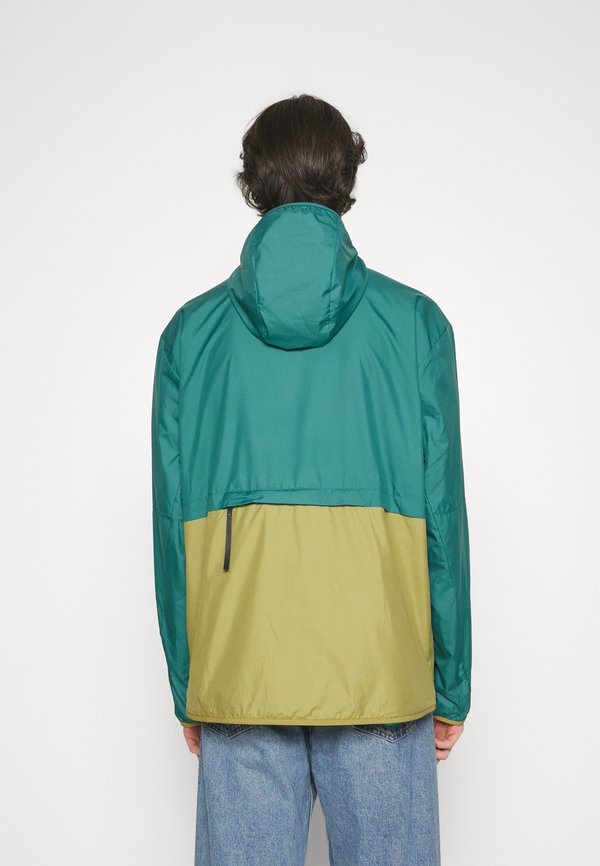 New Balance JACKET