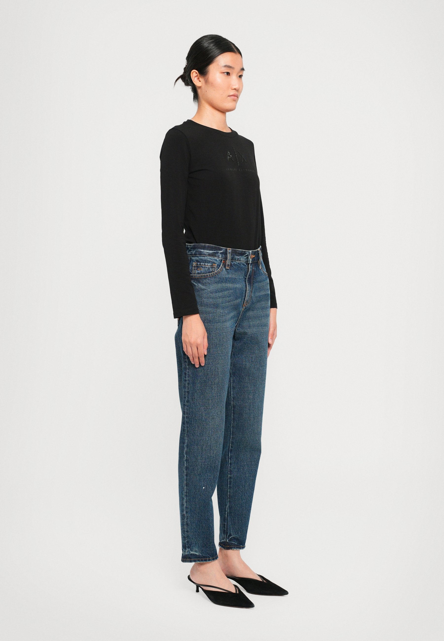 POCKETS PANT Media 5