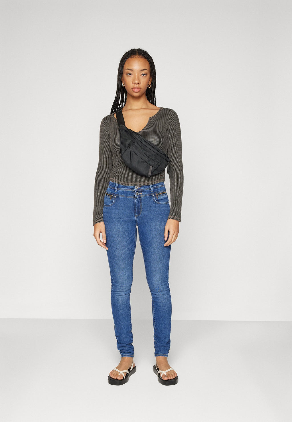 ONLDAISY YOKE ZIP Media 2