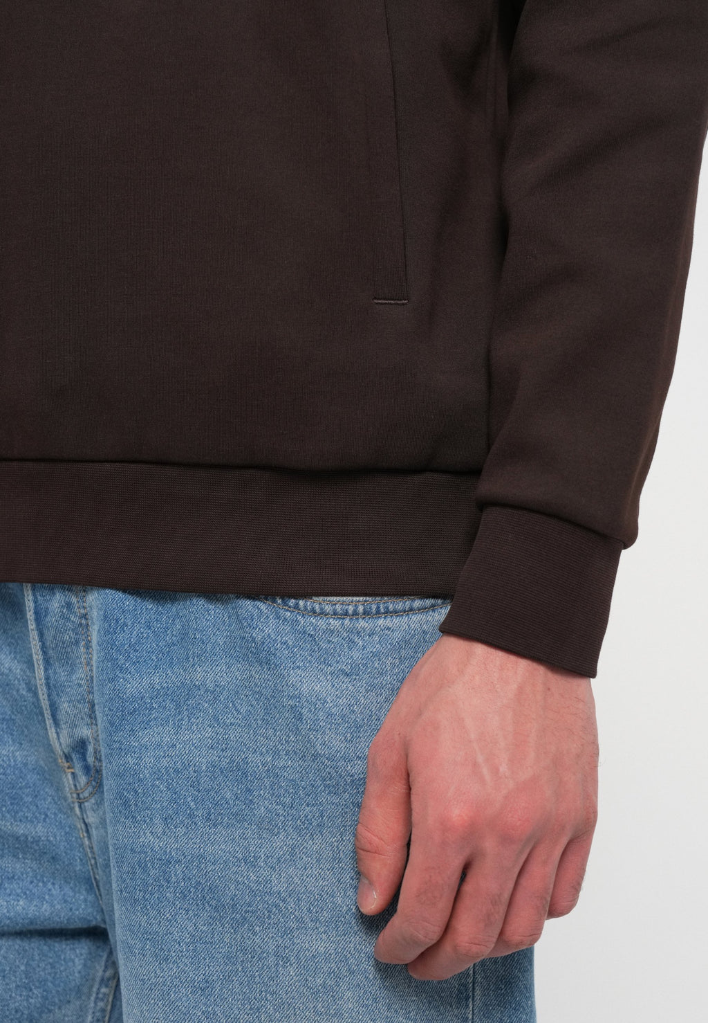 PERFORMANCE QUARTER-ZIP INTECHNO KNIT JUMPER Media 6