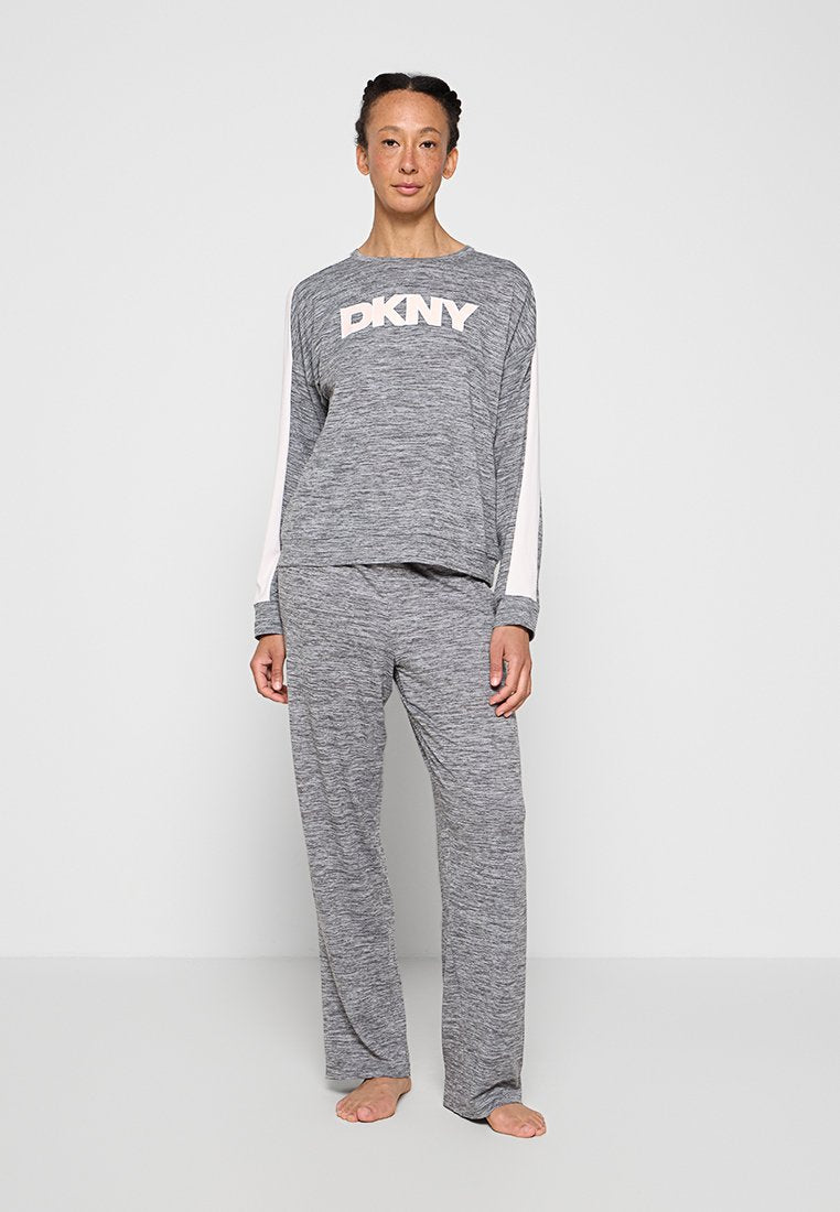 DKNY Loungewear Nachtwäsche Set Media 1