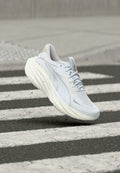 Puma MAGNIFY NITRO 3 - Road running shoes - white/warm white