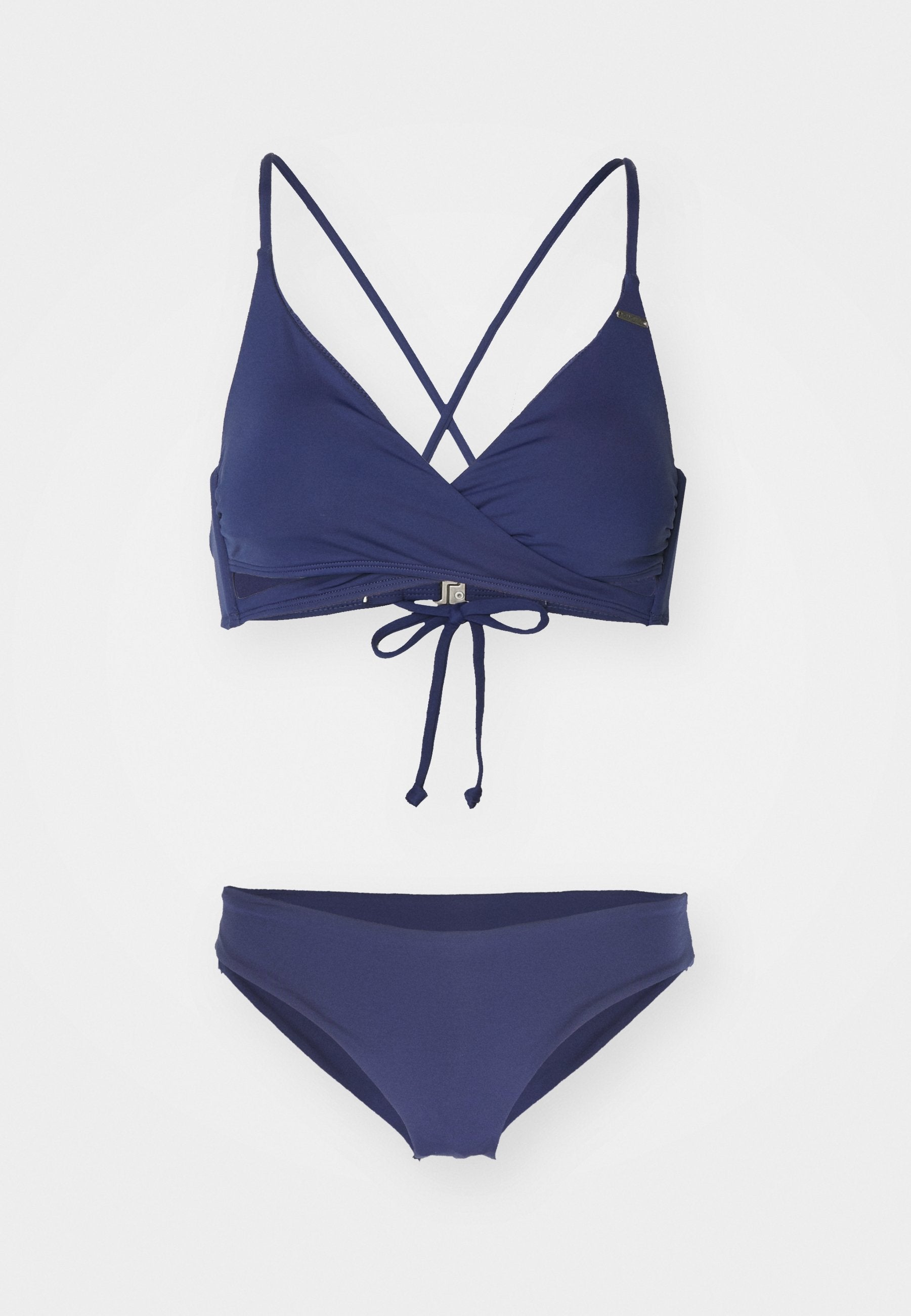 Navyblaues Bikini-Set mit einem Wickel-Top, das über gekreuzte Träger und einen Bindeverschluss verfügt, kombiniert mit hoch taillierten Unterteilen. Glatte Textur.