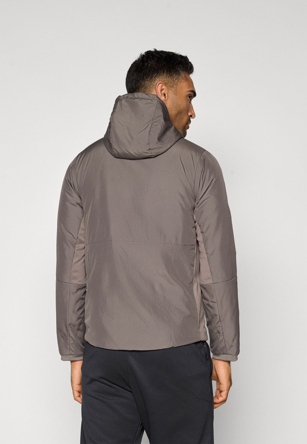 Nike Performance UNLIMITED