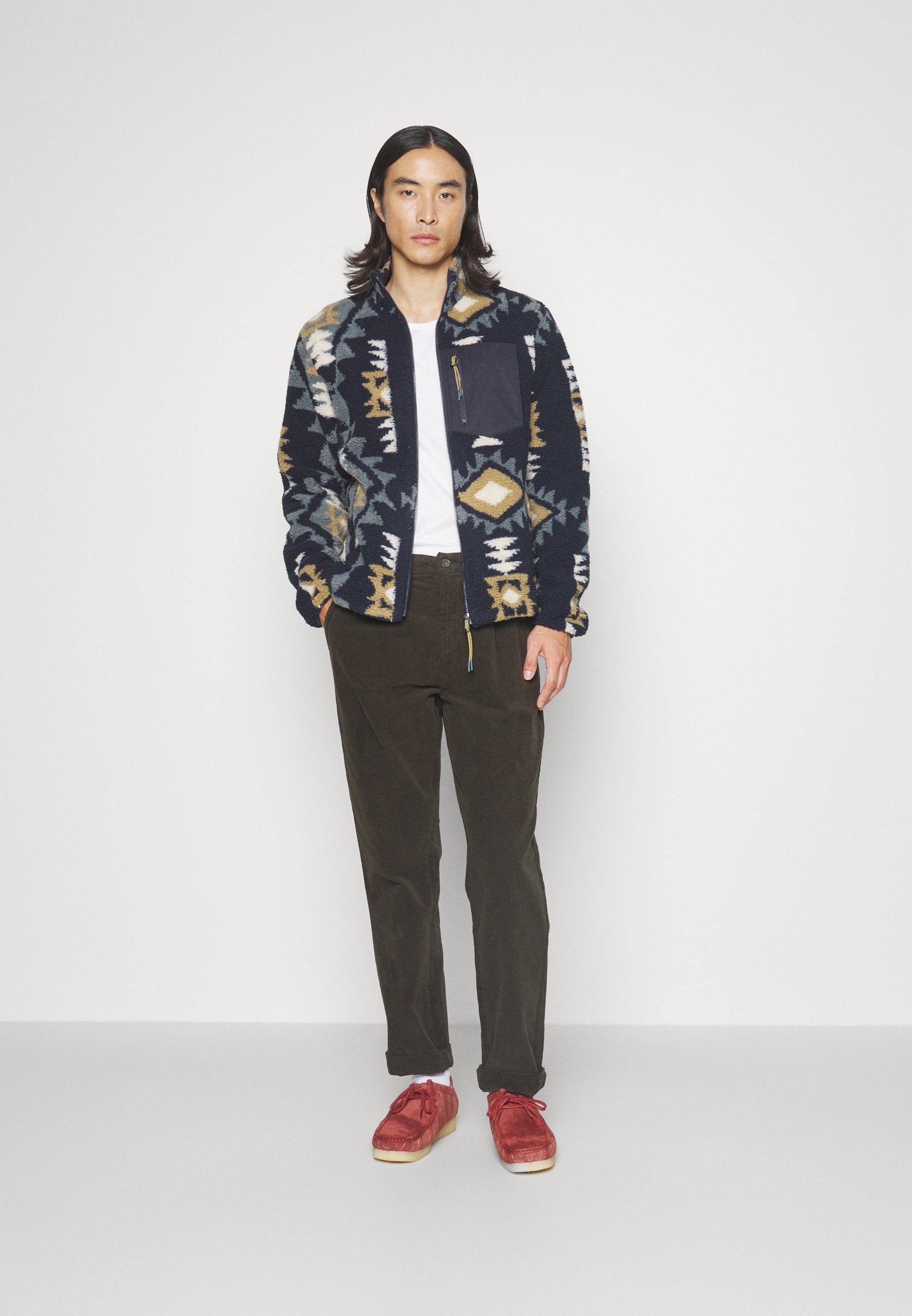 WIDE FIT PANTS Media 5