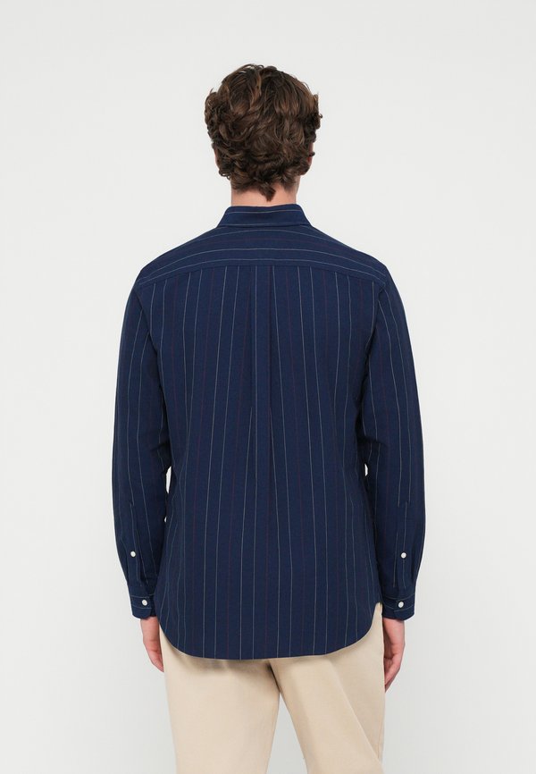 Tommy Hilfiger REGULAR FIT PINSTRIPE OXFORD SHIRT