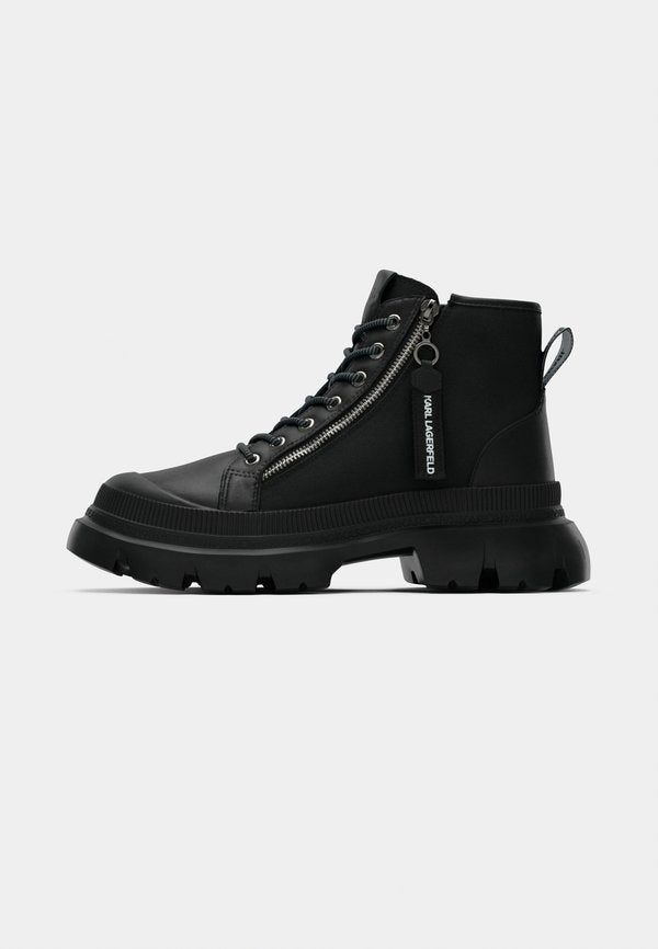 KARL LAGERFELD TREKKA MAX ZIP LO BOOT