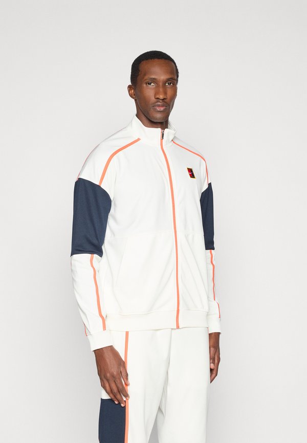 Nike Performance NIKECOURT HERITAGE SUIT JACKET - Training jacket - sail/turf orange