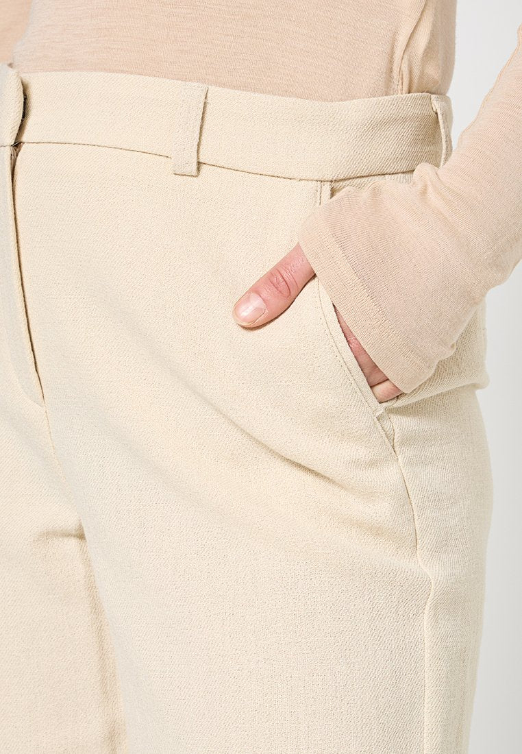 RIANI WIDE FIT