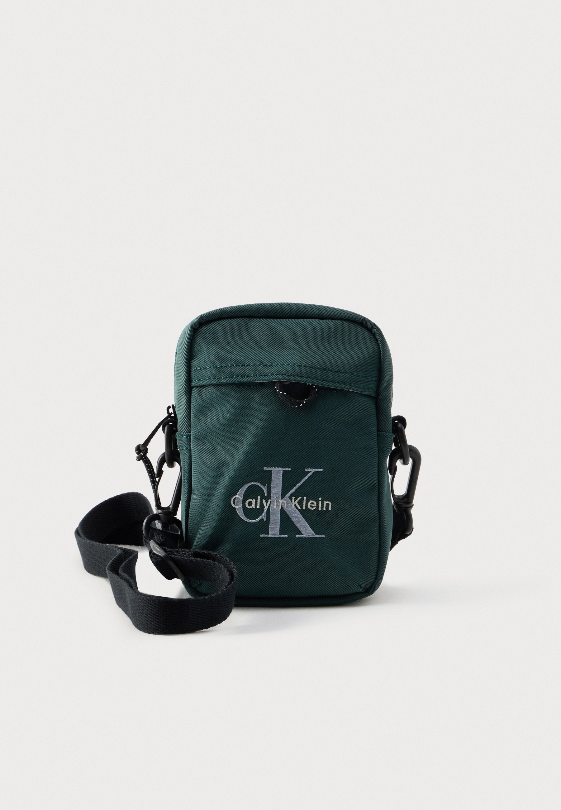 Calvin Klein BOLD LOGO SLIM REPORTER