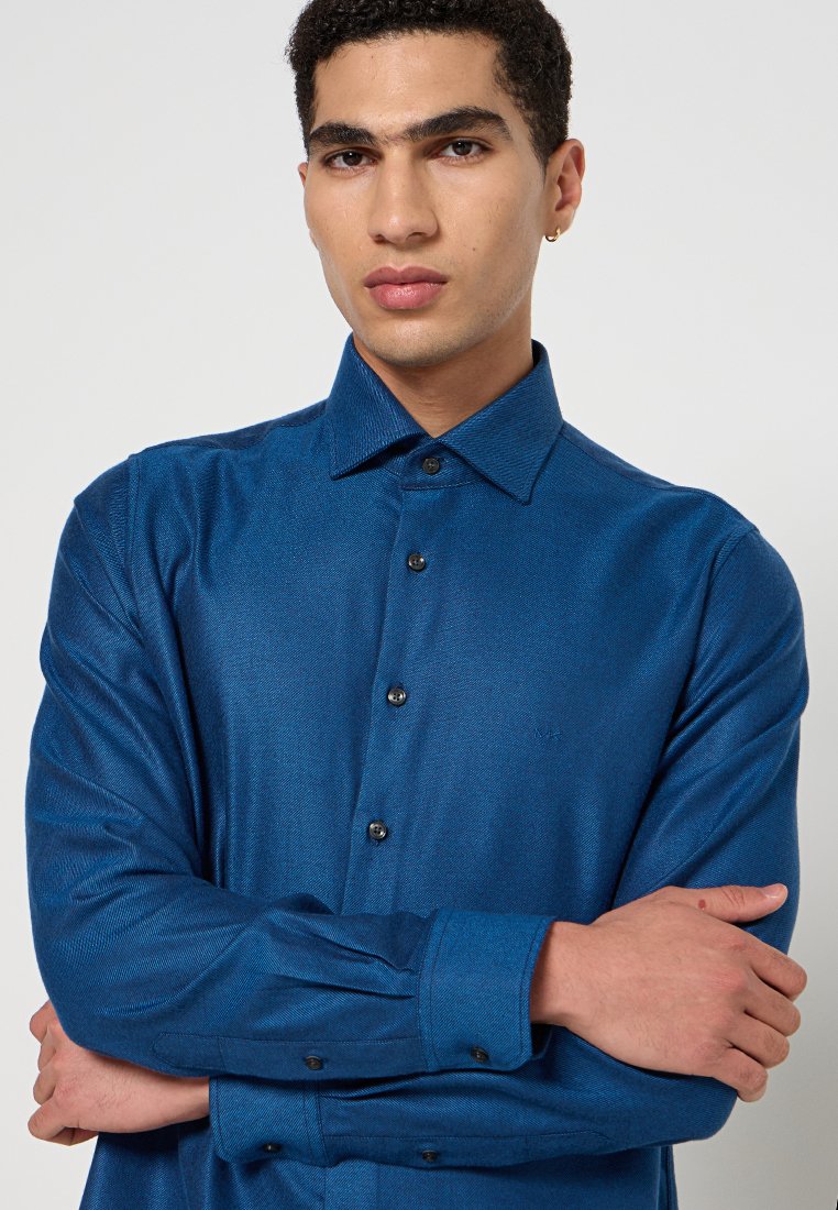Michael Kors SLIM FIT