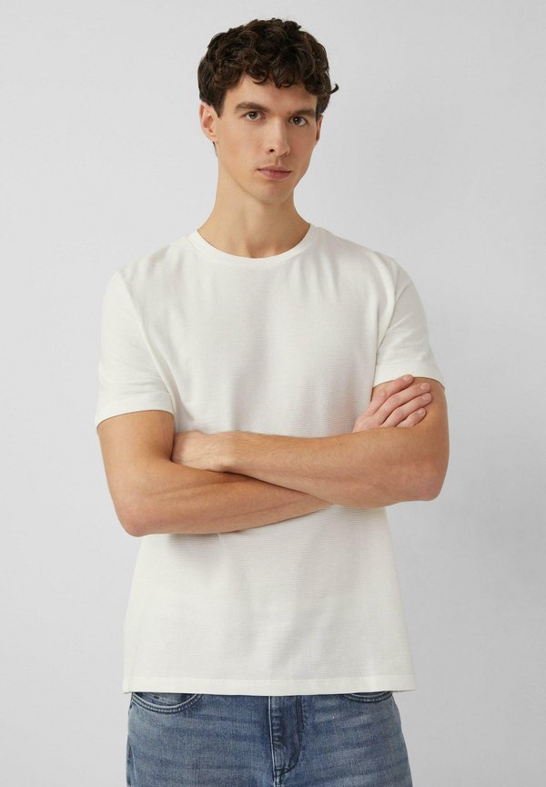 s.Oliver Basic T-shirt - creme