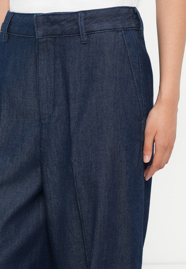 Calvin Klein ULTRA HIGH