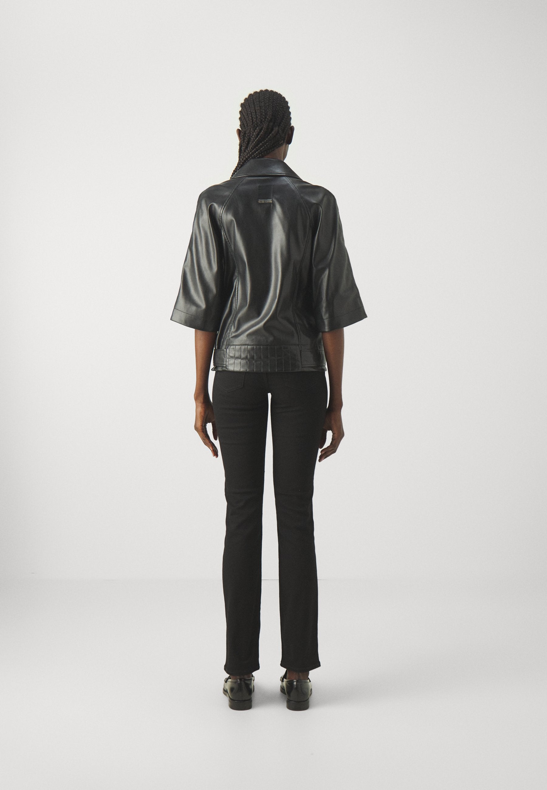 BLOUSON Media 4