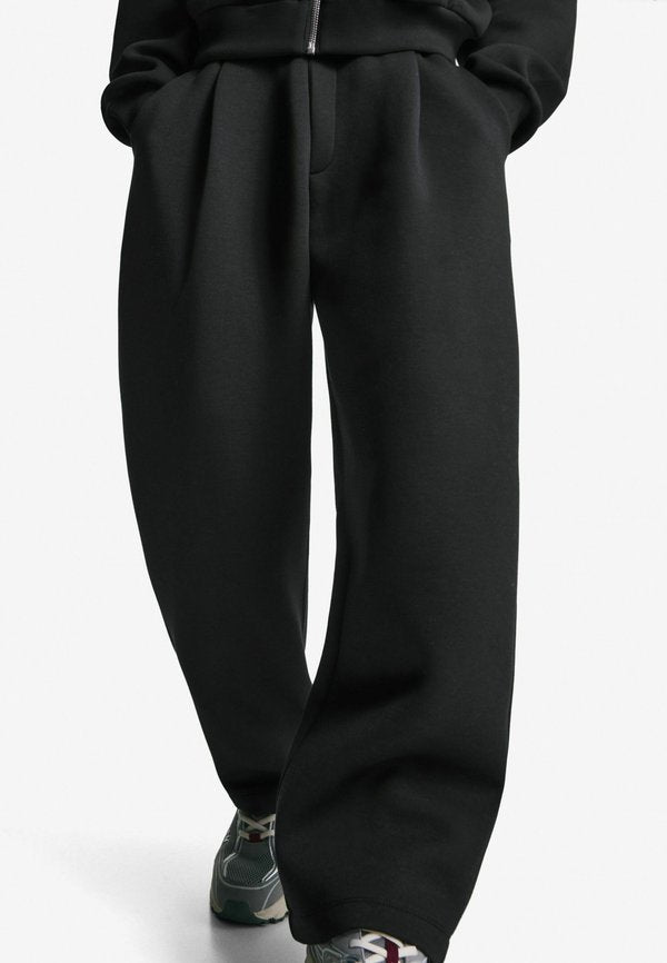 Bershka WIDE SKATER - Tracksuit bottoms - black