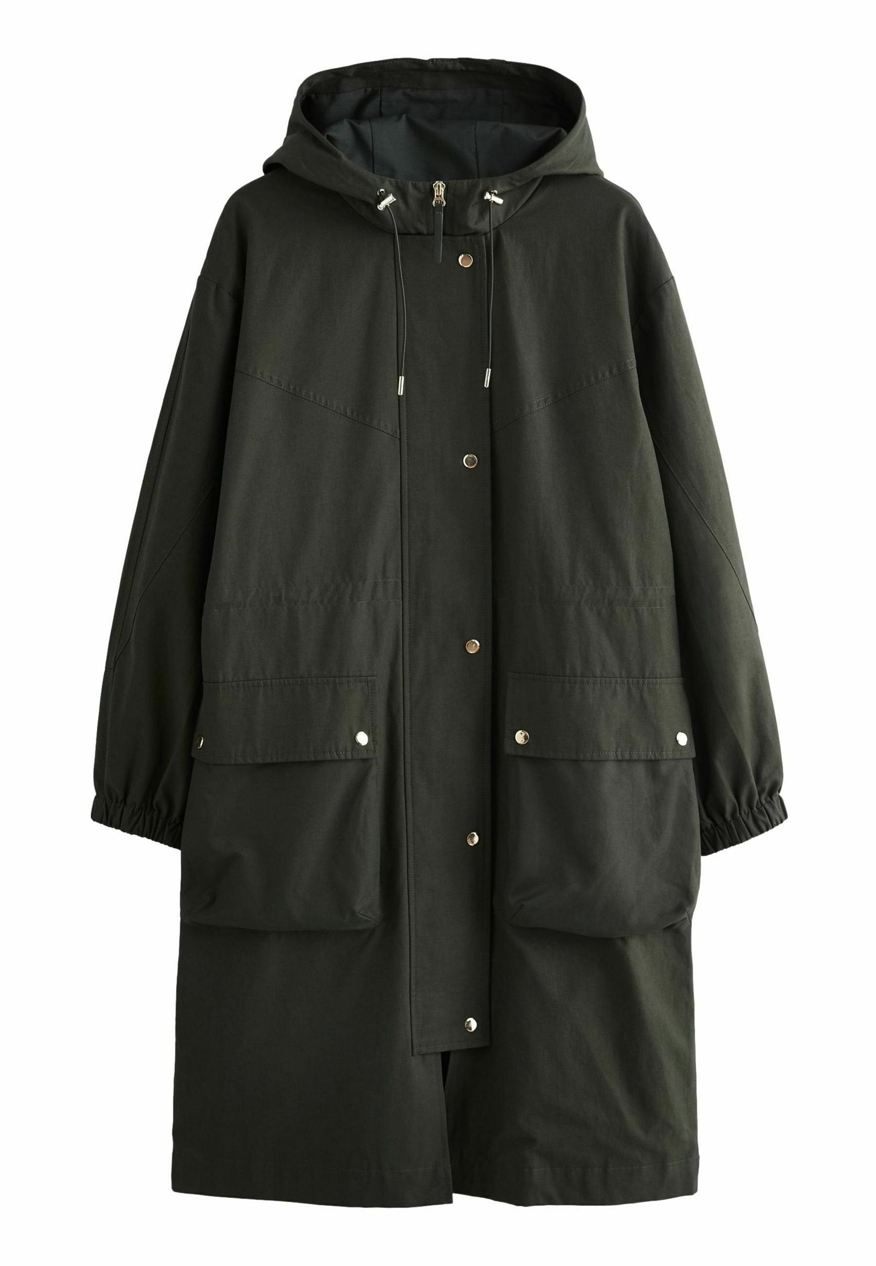 Langer, dunkelgrüner Parka mit Kapuze, ausgestattet mit silbernen Beschlägen, zwei Fronttaschen und elastischen Bündchen. Hergestellt aus strapazierfähigem, leichtem Stoff.