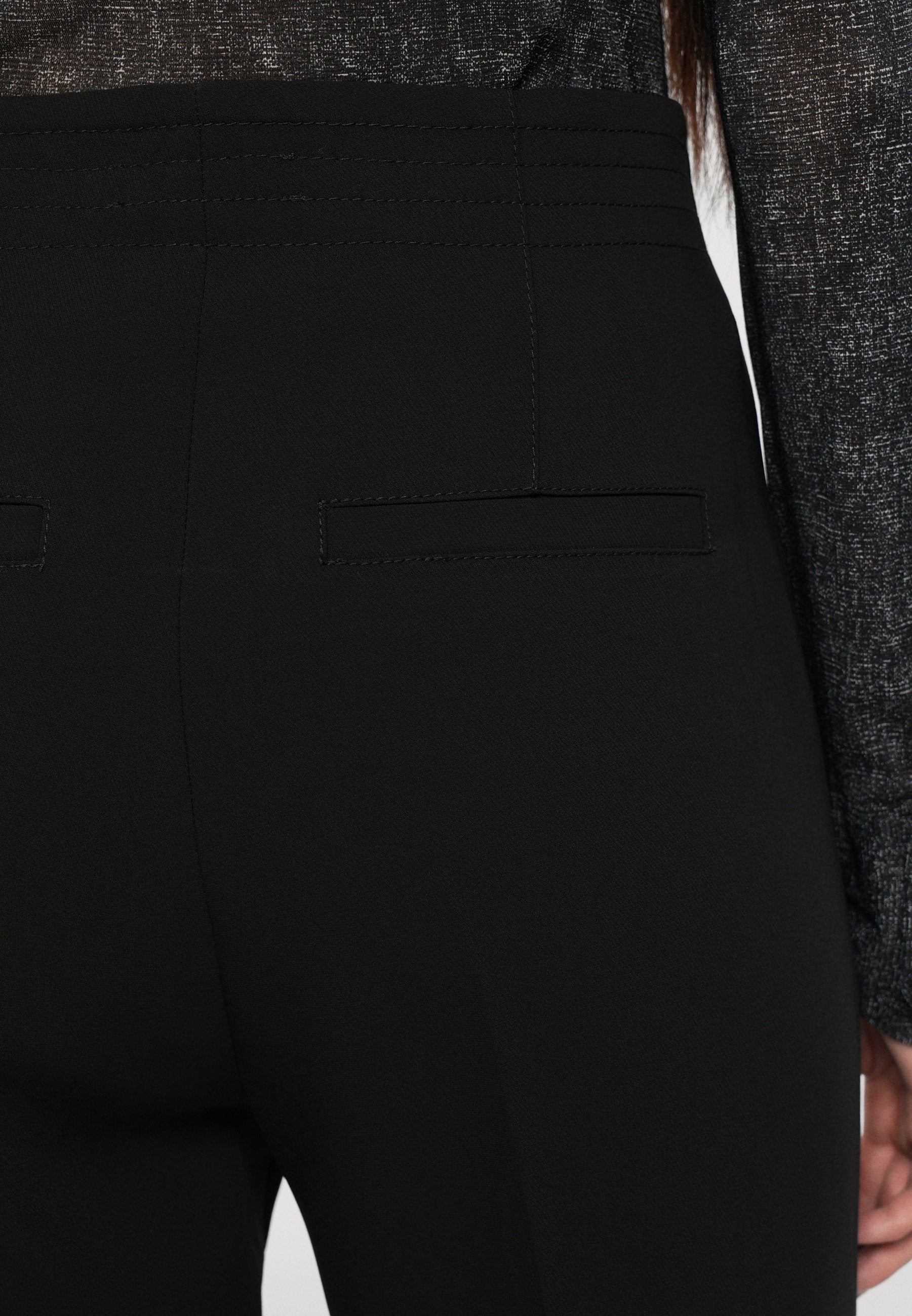 MAX&Co. PATRIA