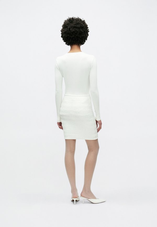 MARCIANO BY GUESS CLARA