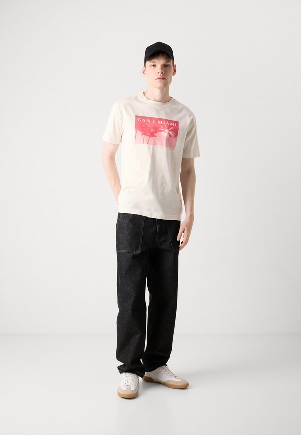 GANT GRAPHIC
