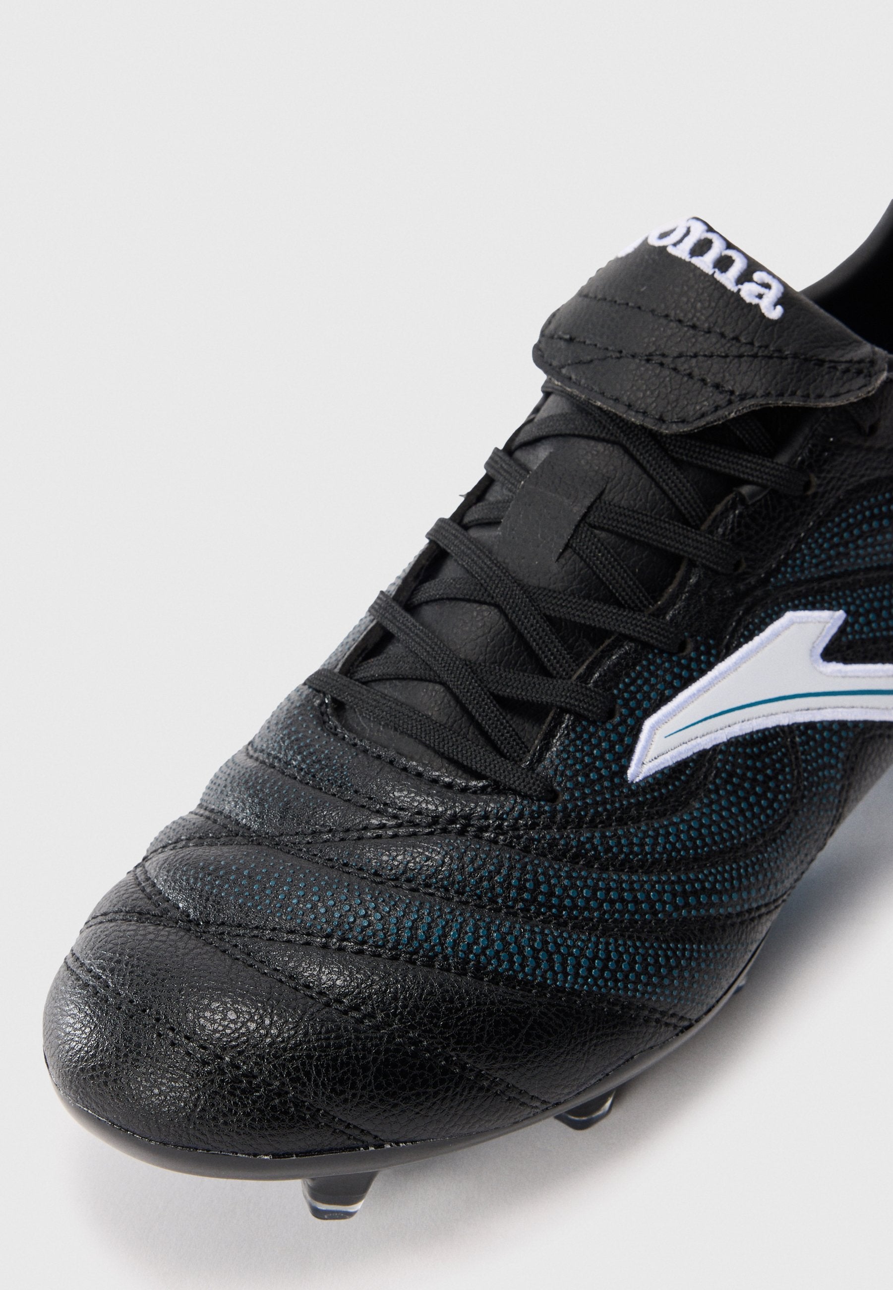 Joma SCORE