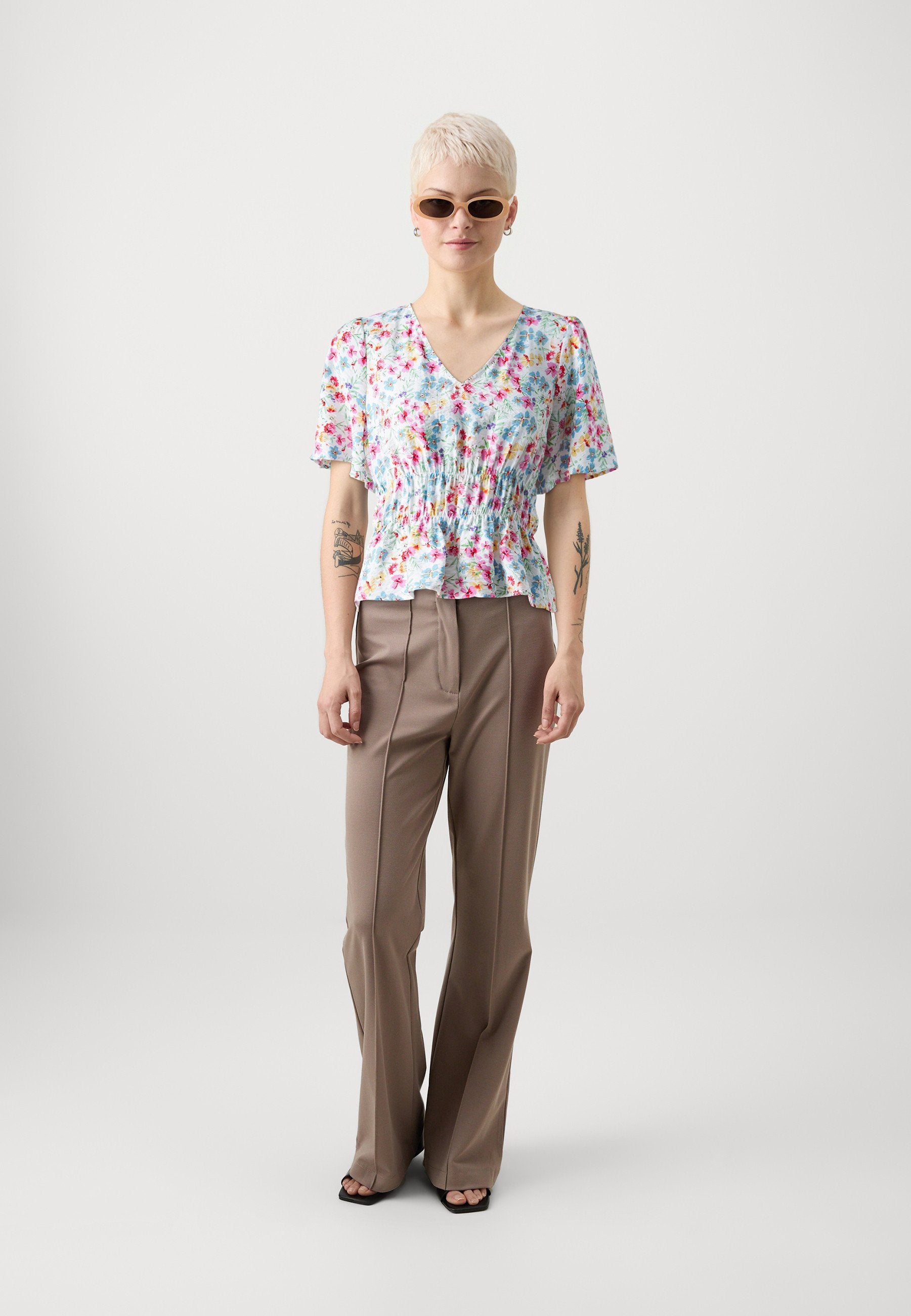 Vero Moda Petite VMFLOWER V NECK