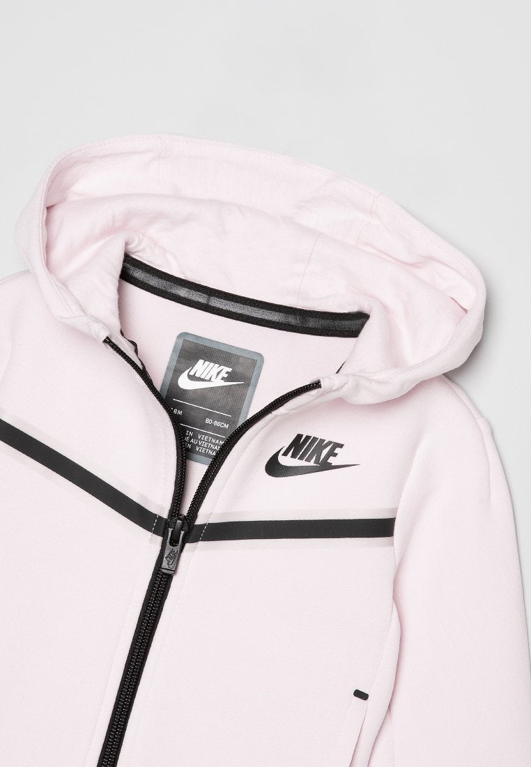 Nike Sportswear