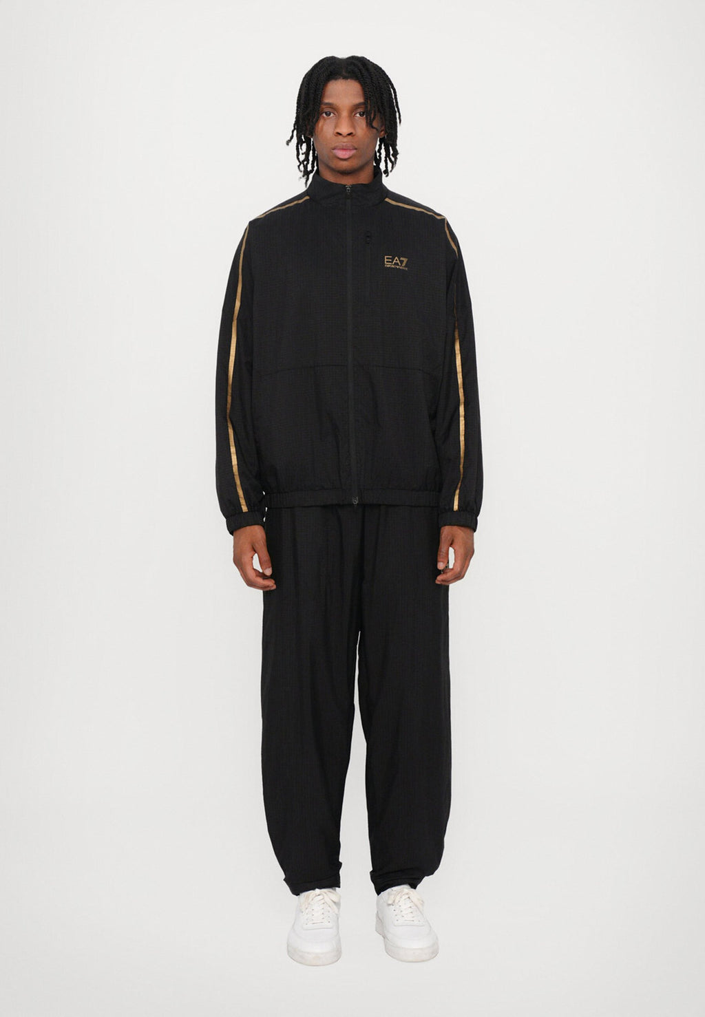 VENTUS UNISEX SET Media 3