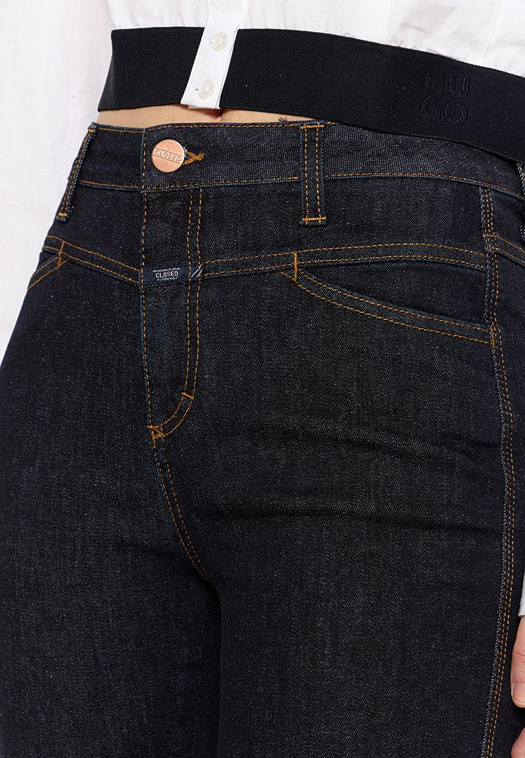 CLOSED SKINNY PUSHER LONG